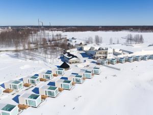 Seaside Glass Villas