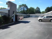 Crestwood Motel - Motels