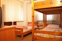 Mekan Ilica Apart Otel Các khách sạn gần Ucpinar Madencilik Komur Isletmesi