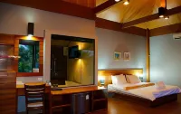 The Grace Amphawa