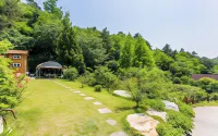 Donghae Red Clay Gueasthouse Pension