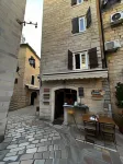 Puerta Apartments Hotel in zona Gurdich Gate