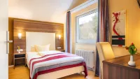 Schroeders Stadtwaldhotel Hotel di Kordel