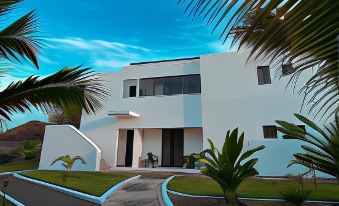 Hotel Maya Jade