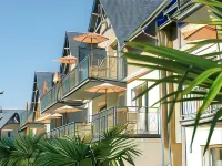 Résidence Vacances Bleues les Jardins d'Arvor Hotels in Benodet