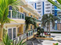 Baker's Suites Boutique Hotel Hotels near Kidsworld-SXM