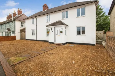Mallard Cottage Guest House Hotels in East Malling and Larkfield