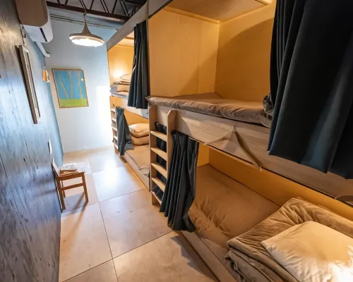 Kamp Houkan-Cho Backpacker's Inn & Lounge Hotels in Okayama City
