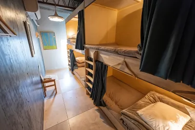 Kamp Houkan-Cho Backpacker's Inn & Lounge Hotels in 