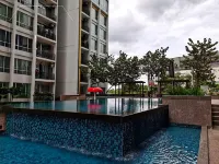 Clean Wifi Suite 4 people ParadigmJB - Apartemen