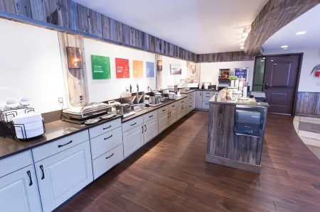 Quality Inn Near Rocky Mountain National Park Отели в г. Drake