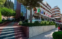 Hotel New York Отели в г. Влёра