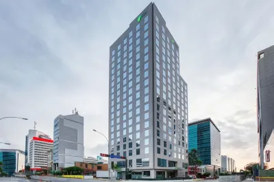 Holiday Inn Express Lima San Isidro Hotel in zona Pantanos de Villa