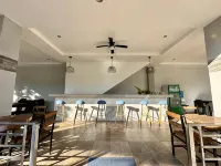 Harbour Bliss Hotel - bar