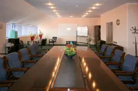 Rahat Hotel Hotels in Aktau