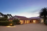 Le Mas Barossa Hotels in Lyndoch