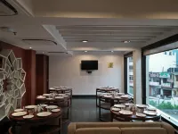 Holy River Hotel - 4-Star