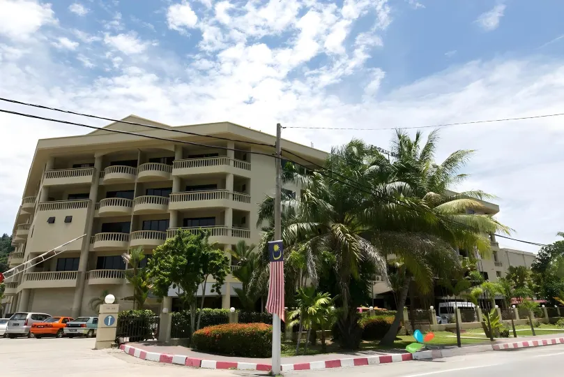 Coral Bay Resort