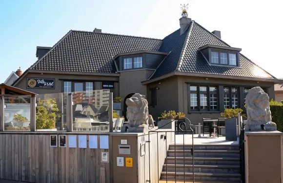 成人僅限的別墅酒店