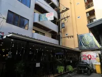 Pasadena Lodge Hotels near Xzyte Discotech