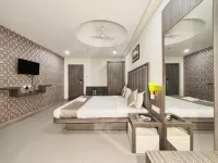 Hotel Royal Retreat فنادق في Sambalpur