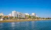 Larnaca Seaview Rooms