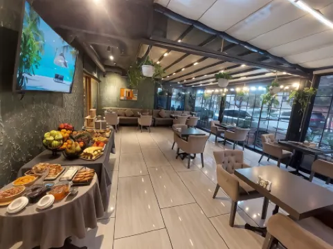 Home Boutique Hotel Отели рядом с достопримечательностью «Парк Гусейн Джавид»