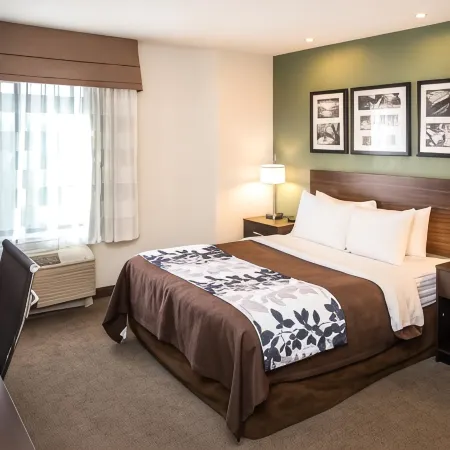 Sleep Inn University Place Отели рядом с достопримечательностью «Торговый центр Tryon»