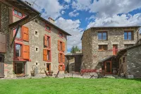 Cal Marrufès Hotels in Llívia