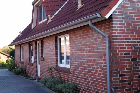 Relaxing in the romantic fishing village Ditzum