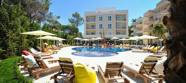 Sandy Beach Resort Hotels in Golem