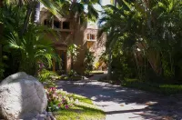 2BR Garden Villa at Villas el Rancho / unit 1