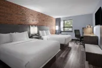 Travelodge by Wyndham Barrie Hotel di Barrie