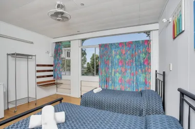 Caravella Backpackers