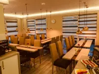 Hotel Glinde - breakfast