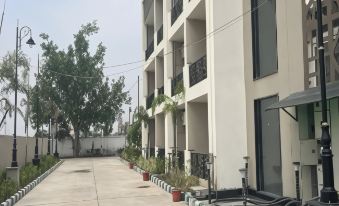 Hotel Mandakini Shri Sadhna