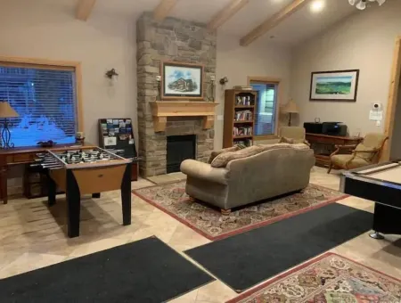 On Pineview Reservoir - just a short walk down the trail to the beach!