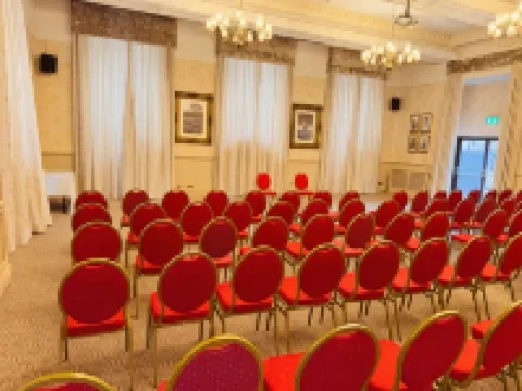 Thomas Arms Hotel Hotels in Llanelli