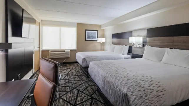 Clarion Pointe Jacksonville Near Camp Lejeune