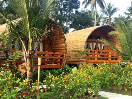 Lagoona Beach Bungalows Отели в г. Cijulang