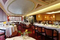 Logis Hôtel Restaurant le Medicis Hotel a Chambon-sur-Cisse