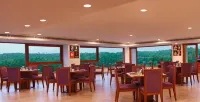 Lemon Tree Hotel, Dehradun - Breakfast