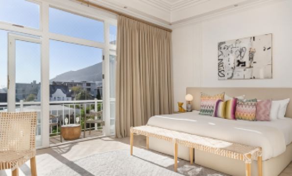 The Clarendon - Fresnaye