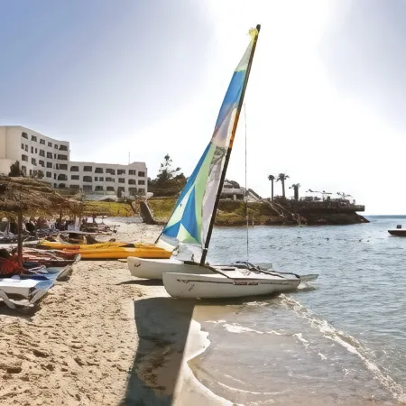 Regency Hotel & Spa