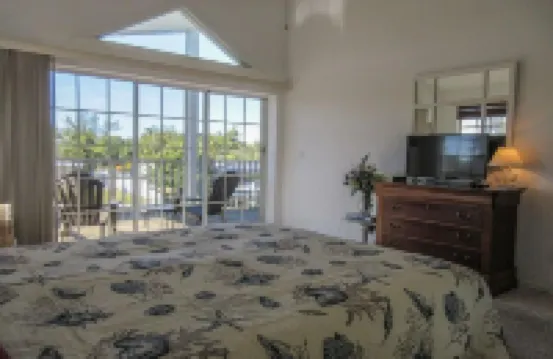 Peace and quiet; Private pool - 3BR/3BA
