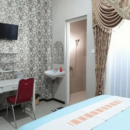 Rumah Tamu Syariah Moulase Center Blimbing