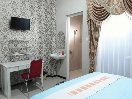 Rumah Tamu Syariah Moulase Center Blimbing