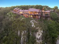 The Fernery Lodge & Spa Hotels near The Big Tree Tsitsikamma