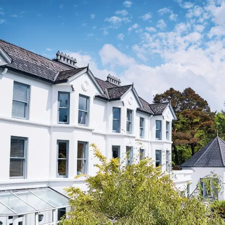 Seaview House Hotel