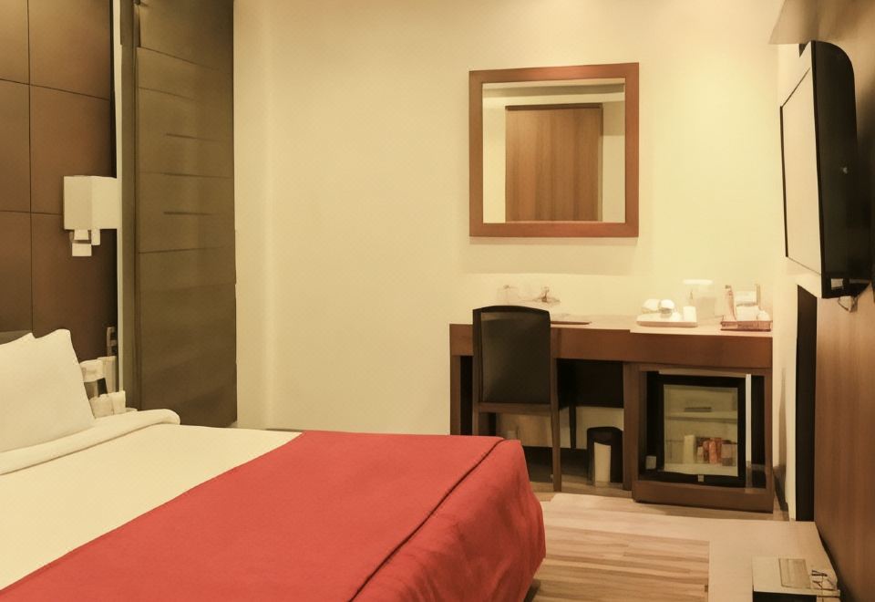 Nanee SuiteOver view